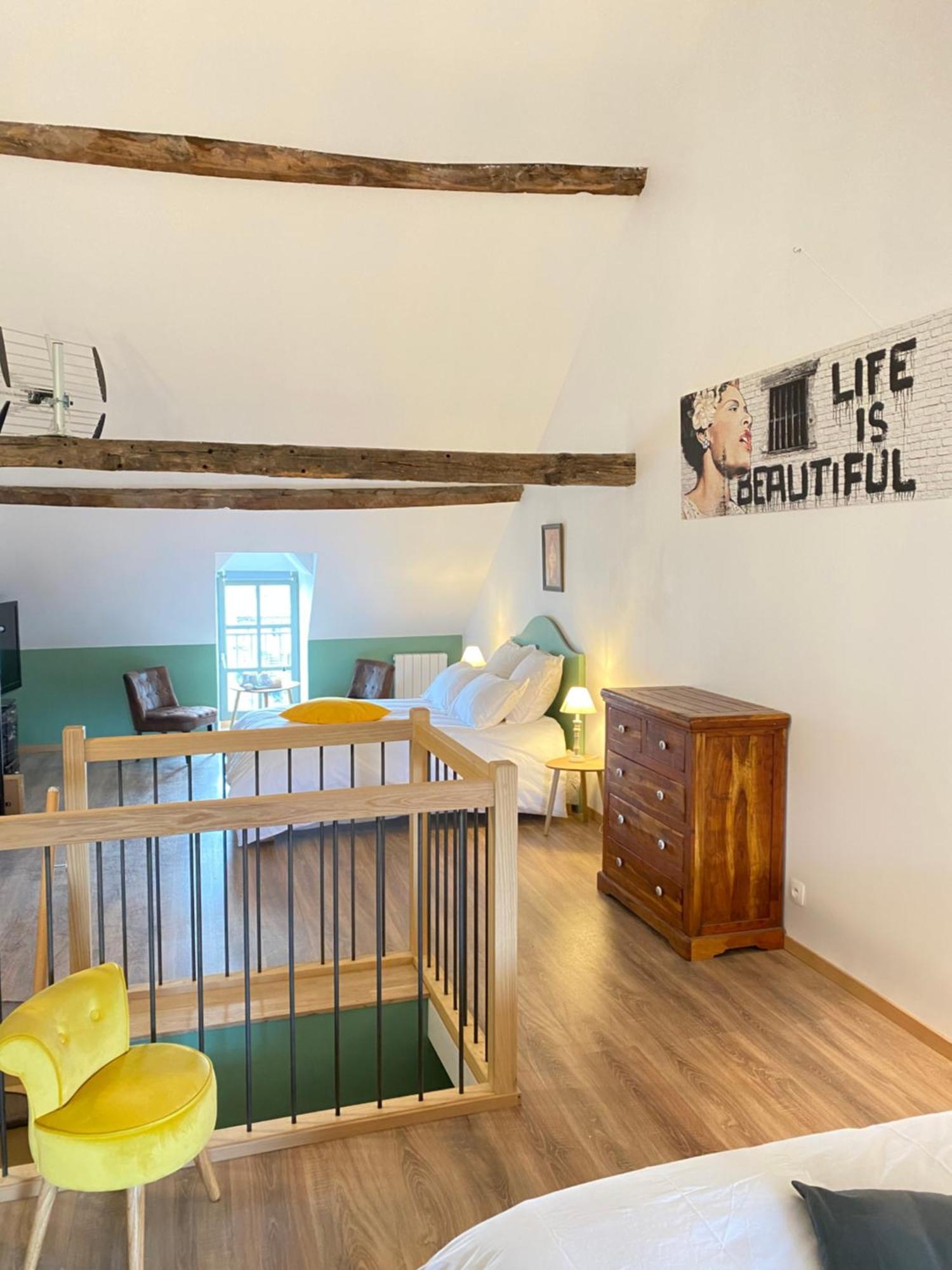 Au Pont D'Olt Hotel Saint-Come-d'Olt Room photo