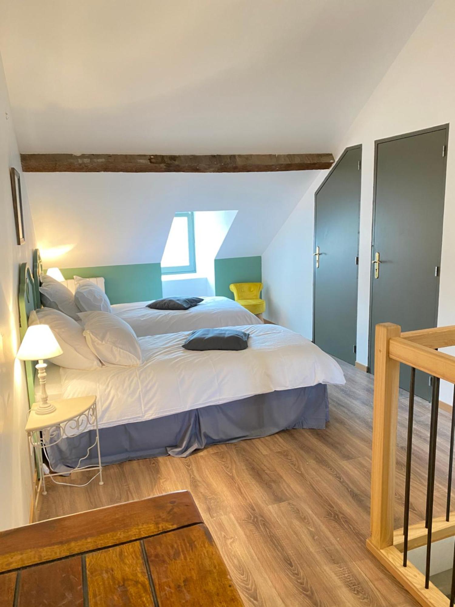 Au Pont D'Olt Hotel Saint-Come-d'Olt Room photo